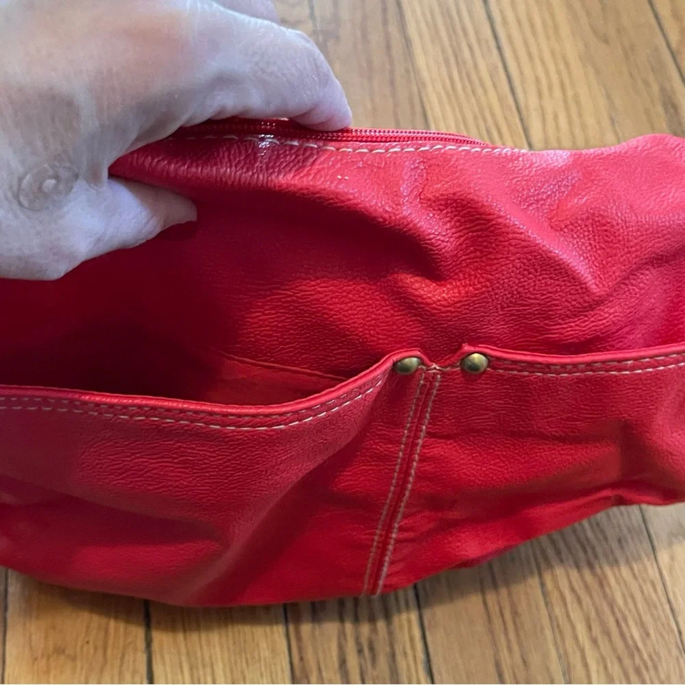 Red Merona Purse - Picture 6 of 10
